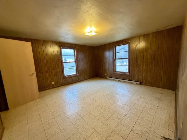 3517 Henderson, FREEPORT, Illinois 61032, 5 Bedrooms Bedrooms, ,1 BathroomBathrooms,House,For Sale,Henderson,202600287