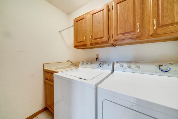 1196 Trainer, ROCKFORD, Illinois 61108, 3 Bedrooms Bedrooms, ,3 BathroomsBathrooms,Condominium,For Sale,Trainer,202600288