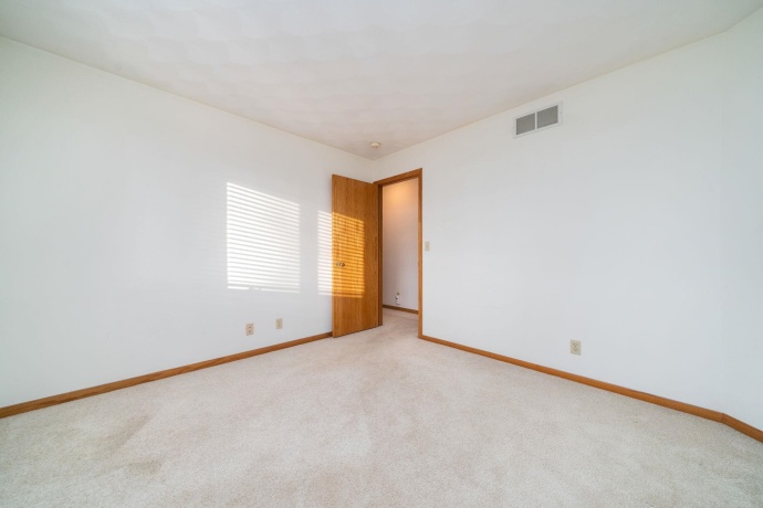 1196 Trainer, ROCKFORD, Illinois 61108, 3 Bedrooms Bedrooms, ,3 BathroomsBathrooms,Condominium,For Sale,Trainer,202600288