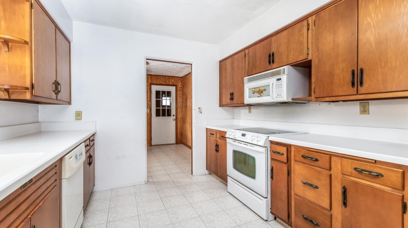 415 Columbia, STOCKTON, Illinois 61085, 5 Bedrooms Bedrooms, ,3 BathroomsBathrooms,House,For Sale,Columbia,202600291