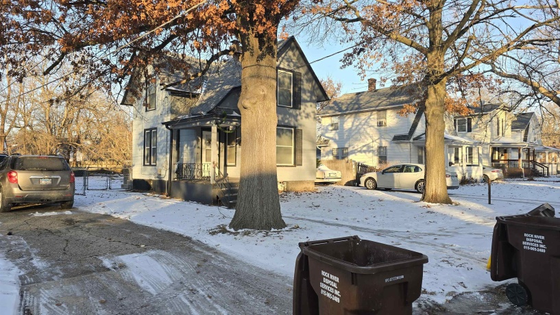 1618 Evergreen, ROCKFORD, Illinois 61103, 3 Bedrooms Bedrooms, ,1 BathroomBathrooms,House,For Sale,Evergreen,202600295