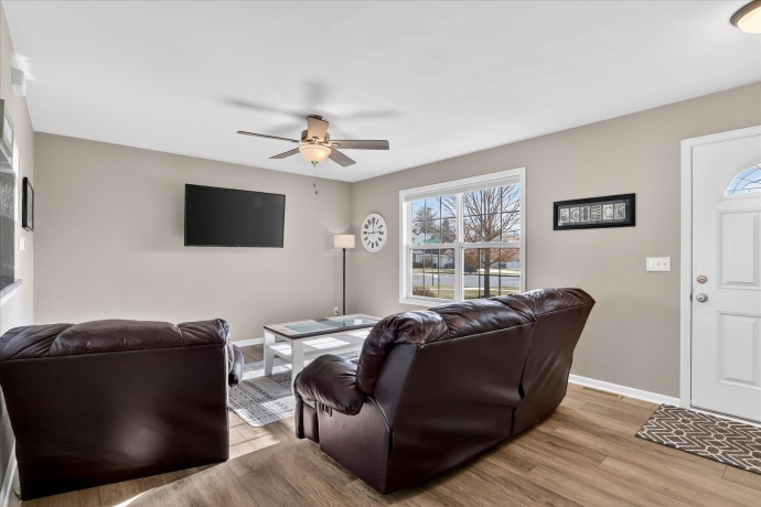 1903 Silverthorn, BYRON, Illinois 61010, 4 Bedrooms Bedrooms, ,2 BathroomsBathrooms,House,For Sale,Silverthorn,202600298