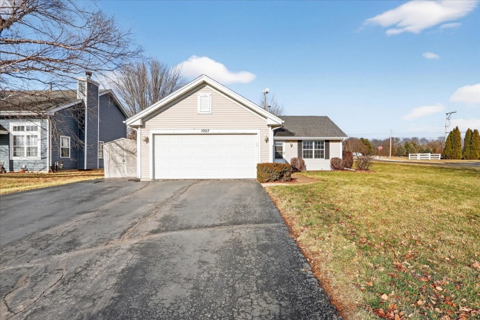 1903 Silverthorn, BYRON, Illinois 61010, 4 Bedrooms Bedrooms, ,2 BathroomsBathrooms,House,For Sale,Silverthorn,202600298