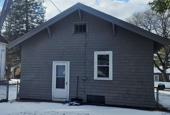 1619 court, ROCKFORD, Illinois 61103, 2 Bedrooms Bedrooms, ,1 BathroomBathrooms,House,For Sale,court,202600299