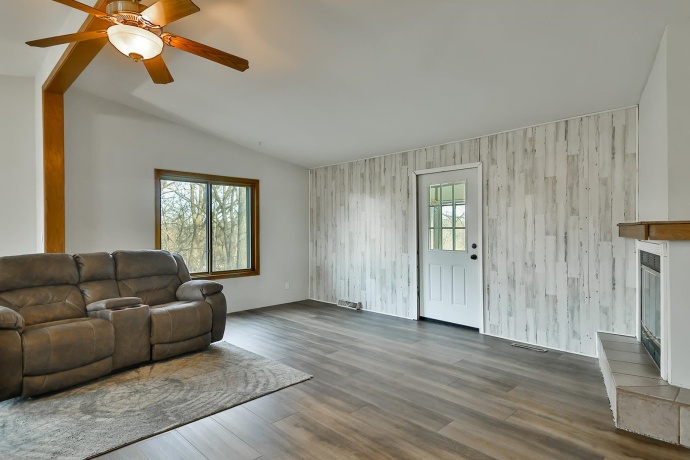 4415 Chana, CHANA, Illinois 61015, 2 Bedrooms Bedrooms, ,2 BathroomsBathrooms,House,For Sale,Chana,202600301