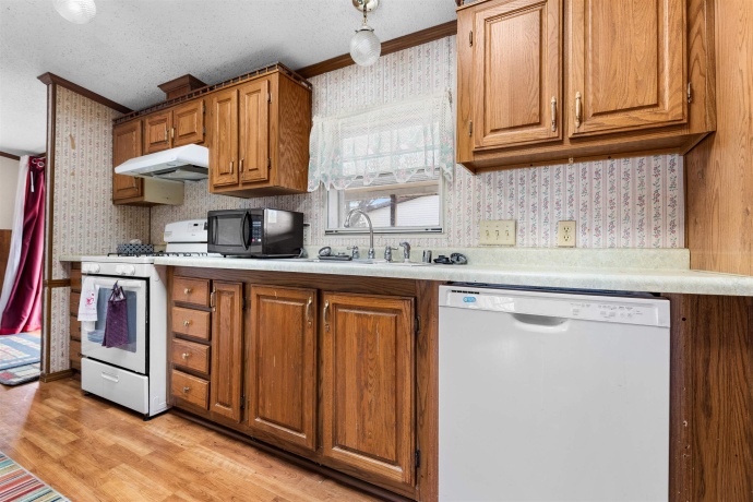 5343 Mahogany, ROSCOE, Illinois 61073, 3 Bedrooms Bedrooms, ,2 BathroomsBathrooms,House,For Sale,Mahogany,202600306