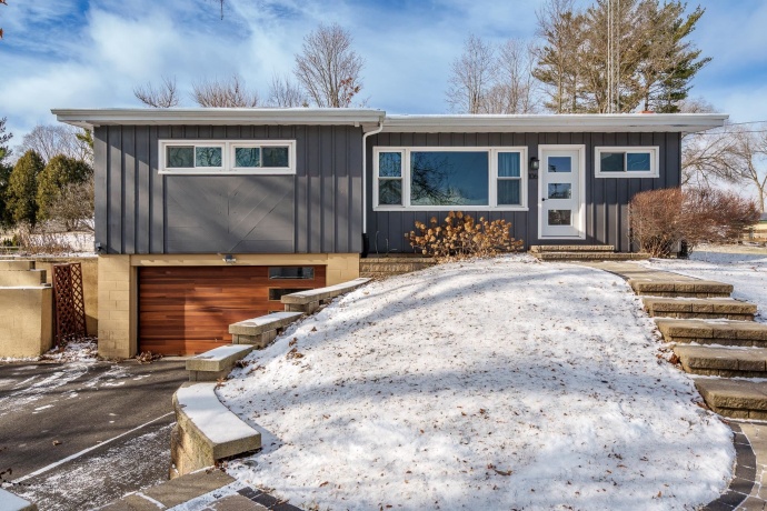 106 MIX, OREGON, Illinois 61061, 3 Bedrooms Bedrooms, ,2 BathroomsBathrooms,House,For Sale,MIX,202600307