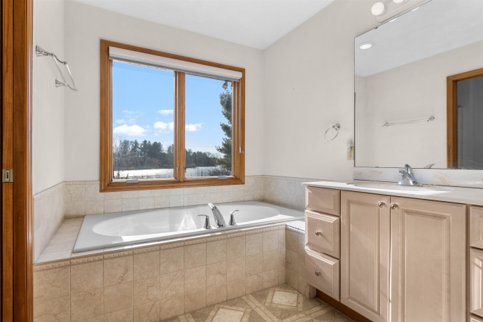 8317 Snaresbrook, ROSCOE, Illinois 61073, 3 Bedrooms Bedrooms, ,3 BathroomsBathrooms,House,For Sale,Snaresbrook,202600308