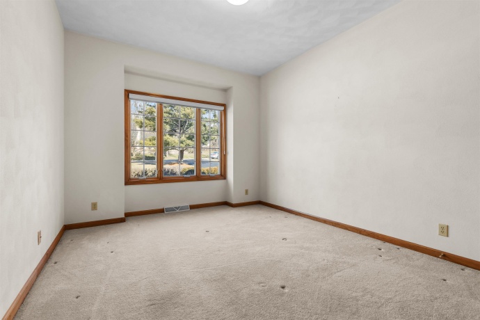 8317 Snaresbrook, ROSCOE, Illinois 61073, 3 Bedrooms Bedrooms, ,3 BathroomsBathrooms,House,For Sale,Snaresbrook,202600308