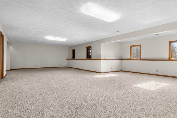 8317 Snaresbrook, ROSCOE, Illinois 61073, 3 Bedrooms Bedrooms, ,3 BathroomsBathrooms,House,For Sale,Snaresbrook,202600308