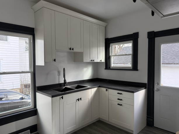 1122 Walnut, DIXON, Illinois 61021, 3 Bedrooms Bedrooms, ,2 BathroomsBathrooms,House,For Sale,Walnut,202600312