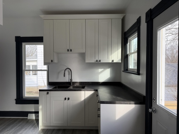 1122 Walnut, DIXON, Illinois 61021, 3 Bedrooms Bedrooms, ,2 BathroomsBathrooms,House,For Sale,Walnut,202600312