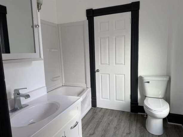 1122 Walnut, DIXON, Illinois 61021, 3 Bedrooms Bedrooms, ,2 BathroomsBathrooms,House,For Sale,Walnut,202600312