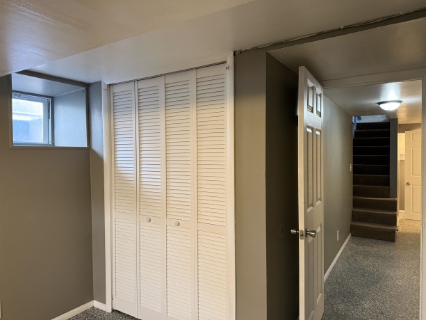 1122 Walnut, DIXON, Illinois 61021, 3 Bedrooms Bedrooms, ,2 BathroomsBathrooms,House,For Sale,Walnut,202600312