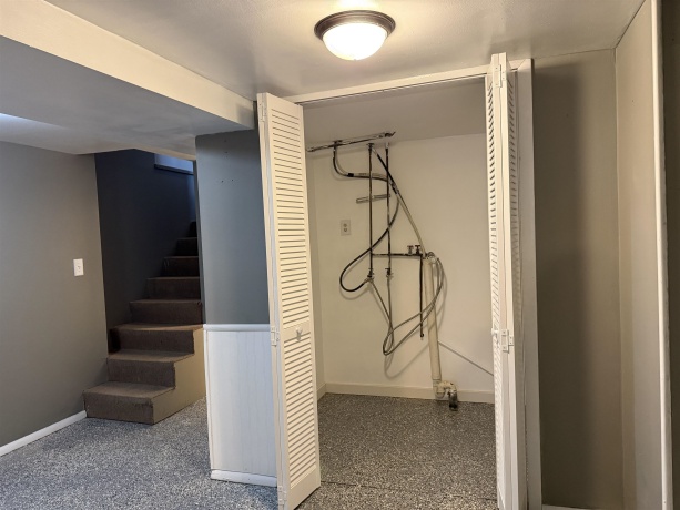 1122 Walnut, DIXON, Illinois 61021, 3 Bedrooms Bedrooms, ,2 BathroomsBathrooms,House,For Sale,Walnut,202600312