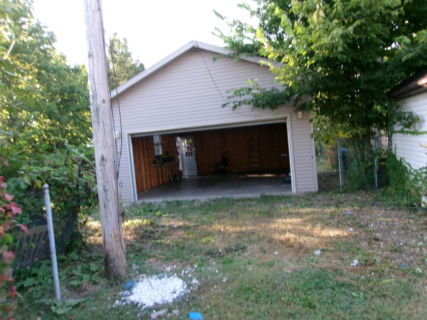 1141 6th, LaSalle, Illinois 61301, 2 Bedrooms Bedrooms, ,1 BathroomBathrooms,House,For Sale,6th,202505707