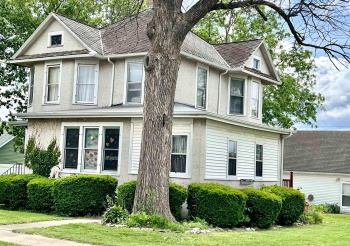 504 9th, LaSalle, Illinois 61301, 4 Bedrooms Bedrooms, ,1 BathroomBathrooms,House,For Sale,9th,202503491