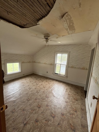 119 Center, Seatonville, Illinois 61359, 3 Bedrooms Bedrooms, ,1 BathroomBathrooms,House,For Sale,Center,202506219