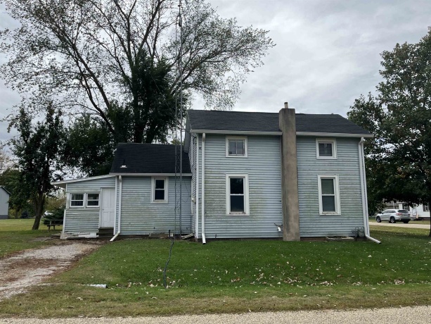 119 Center, Seatonville, Illinois 61359, 3 Bedrooms Bedrooms, ,1 BathroomBathrooms,House,For Sale,Center,202506219