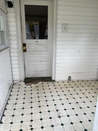 119 Center, Seatonville, Illinois 61359, 3 Bedrooms Bedrooms, ,1 BathroomBathrooms,House,For Sale,Center,202506219