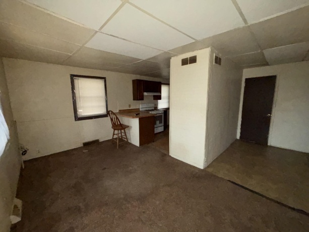 1001 39th, ROCKFORD, Illinois 61109, ,2 Units,For Sale,39th,202600315