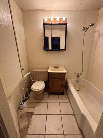 1001 39th, ROCKFORD, Illinois 61109, ,2 Units,For Sale,39th,202600315