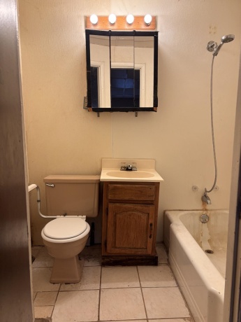 1001 39th, ROCKFORD, Illinois 61109, ,2 Units,For Sale,39th,202600315