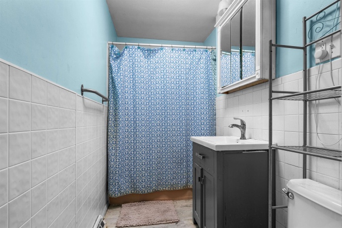 2404 Glenwood, ROCKFORD, Illinois 61103, 2 Bedrooms Bedrooms, ,2 BathroomsBathrooms,House,For Sale,Glenwood,202600317