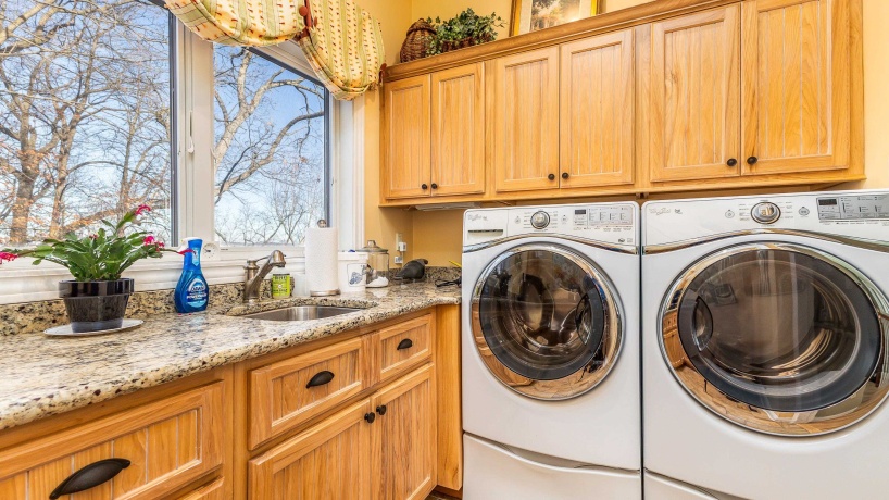 39 Stony, GALENA, Illinois 61036, 5 Bedrooms Bedrooms, ,5 BathroomsBathrooms,House,For Sale,Stony,202600319