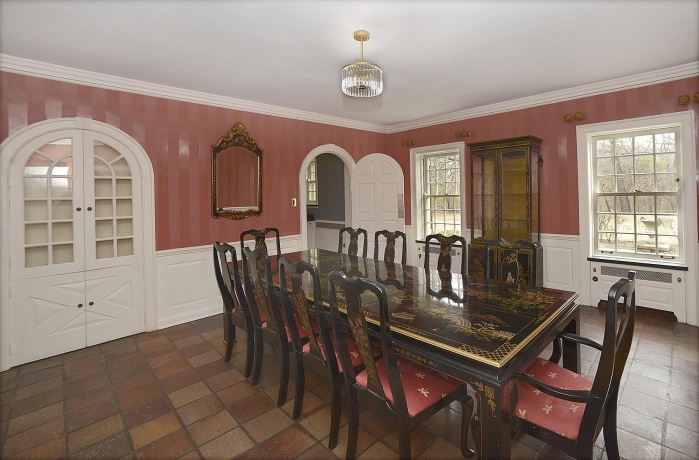 2221 Twin Oak Rd, Peru, Illinois 61354, 5 Bedrooms Bedrooms, ,3 BathroomsBathrooms,House,For Sale,Twin Oak Rd,202503685