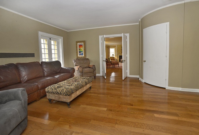 2221 Twin Oak Rd, Peru, Illinois 61354, 5 Bedrooms Bedrooms, ,3 BathroomsBathrooms,House,For Sale,Twin Oak Rd,202503685