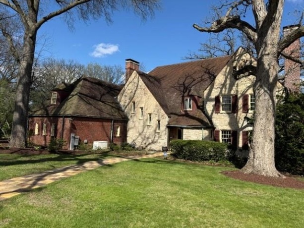 2221 Twin Oak Rd, Peru, Illinois 61354, 5 Bedrooms Bedrooms, ,3 BathroomsBathrooms,House,For Sale,Twin Oak Rd,202503685