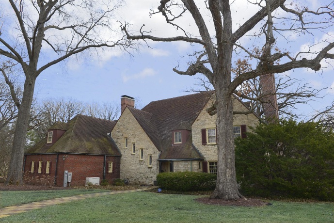 2221 Twin Oak Rd, Peru, Illinois 61354, 5 Bedrooms Bedrooms, ,3 BathroomsBathrooms,House,For Sale,Twin Oak Rd,202503685