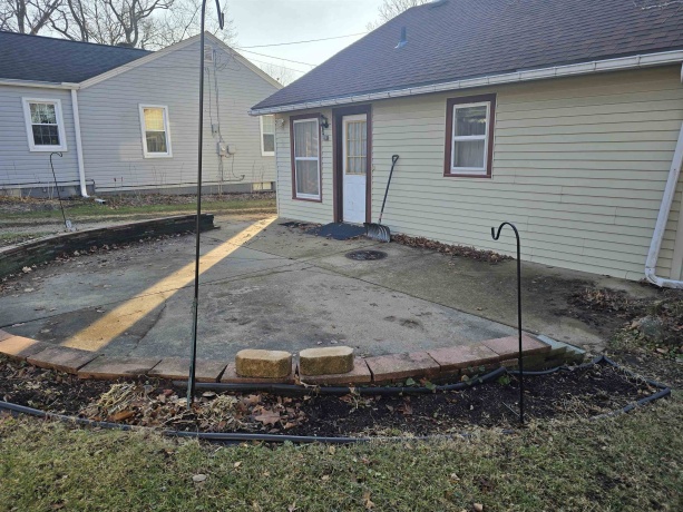 320 Westmoreland, ROCKFORD, Illinois 61102, 3 Bedrooms Bedrooms, ,1 BathroomBathrooms,House,For Sale,Westmoreland,202600175