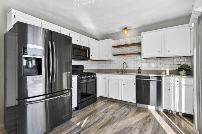 3379 PRAIRIE VIEW, ROCKFORD, Illinois 61114, 4 Bedrooms Bedrooms, ,2 BathroomsBathrooms,House,For Sale,PRAIRIE VIEW,202600339