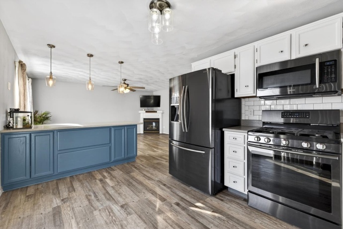 3379 PRAIRIE VIEW, ROCKFORD, Illinois 61114, 4 Bedrooms Bedrooms, ,2 BathroomsBathrooms,House,For Sale,PRAIRIE VIEW,202600339