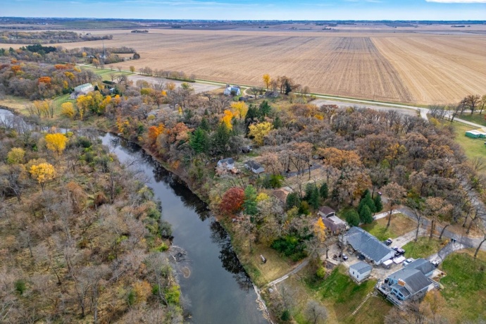 4215 OAKLANE, ROCKFORD, Illinois 61109, 2 Bedrooms Bedrooms, ,2 BathroomsBathrooms,House,For Sale,OAKLANE,202600342