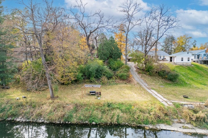 4215 OAKLANE, ROCKFORD, Illinois 61109, 2 Bedrooms Bedrooms, ,2 BathroomsBathrooms,House,For Sale,OAKLANE,202600342