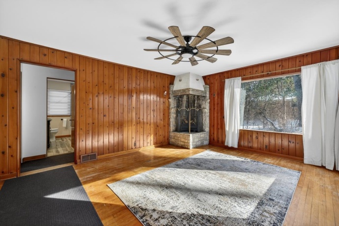 4215 OAKLANE, ROCKFORD, Illinois 61109, 2 Bedrooms Bedrooms, ,2 BathroomsBathrooms,House,For Sale,OAKLANE,202600342