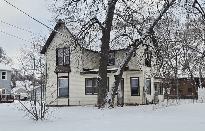 743 8th, BELOIT, Wisconsin 53511, ,2 Units,For Sale,8th,202600343