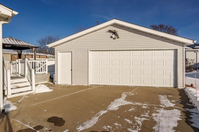 8511 Fig Tree, ROSCOE, Illinois 61073, 3 Bedrooms Bedrooms, ,2 BathroomsBathrooms,House,For Sale,Fig Tree,202600348