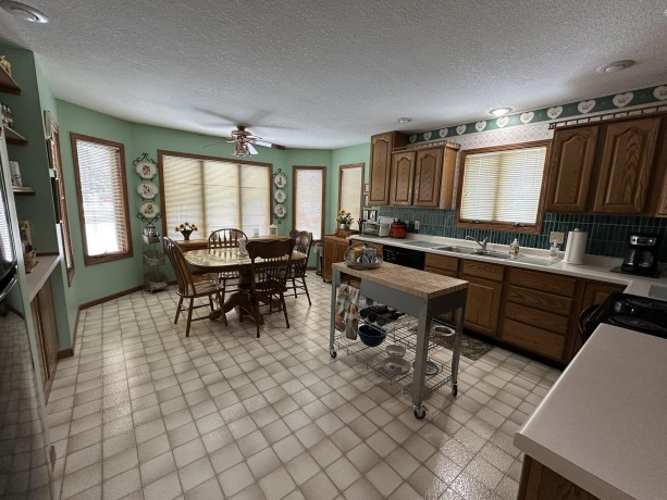 704 Brynnwood, LENA, Illinois 61048, 3 Bedrooms Bedrooms, ,2 BathroomsBathrooms,House,For Sale,Brynnwood,202600349