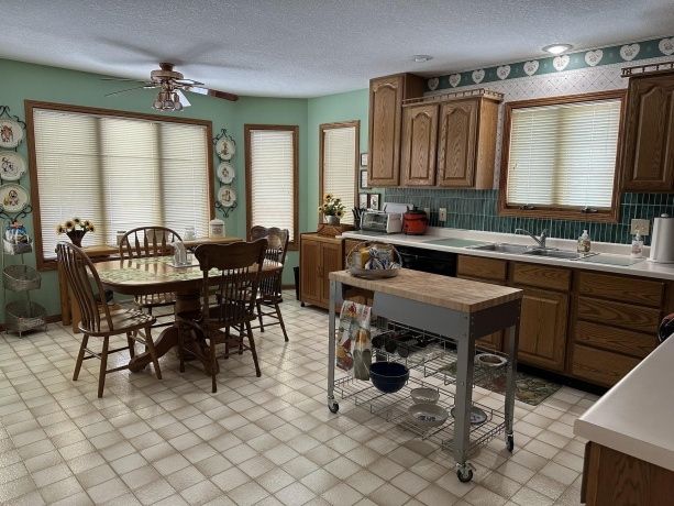 704 Brynnwood, LENA, Illinois 61048, 3 Bedrooms Bedrooms, ,2 BathroomsBathrooms,House,For Sale,Brynnwood,202600349