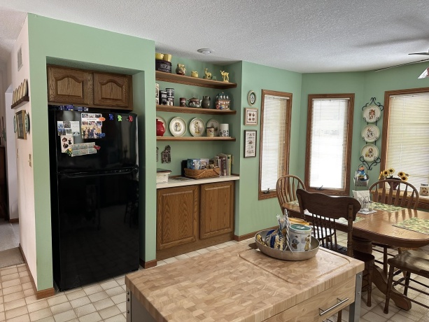 704 Brynnwood, LENA, Illinois 61048, 3 Bedrooms Bedrooms, ,2 BathroomsBathrooms,House,For Sale,Brynnwood,202600349