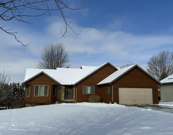 704 Brynnwood, LENA, Illinois 61048, 3 Bedrooms Bedrooms, ,2 BathroomsBathrooms,House,For Sale,Brynnwood,202600349