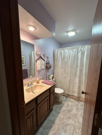 704 Brynnwood, LENA, Illinois 61048, 3 Bedrooms Bedrooms, ,2 BathroomsBathrooms,House,For Sale,Brynnwood,202600349