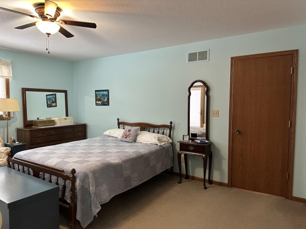 704 Brynnwood, LENA, Illinois 61048, 3 Bedrooms Bedrooms, ,2 BathroomsBathrooms,House,For Sale,Brynnwood,202600349