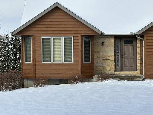 704 Brynnwood, LENA, Illinois 61048, 3 Bedrooms Bedrooms, ,2 BathroomsBathrooms,House,For Sale,Brynnwood,202600349