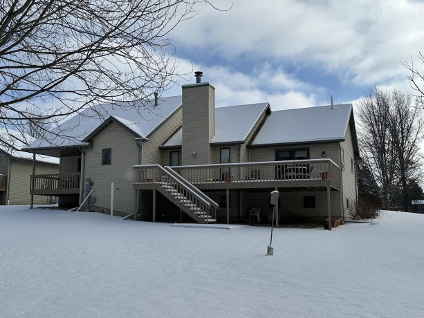 704 Brynnwood, LENA, Illinois 61048, 3 Bedrooms Bedrooms, ,2 BathroomsBathrooms,House,For Sale,Brynnwood,202600349