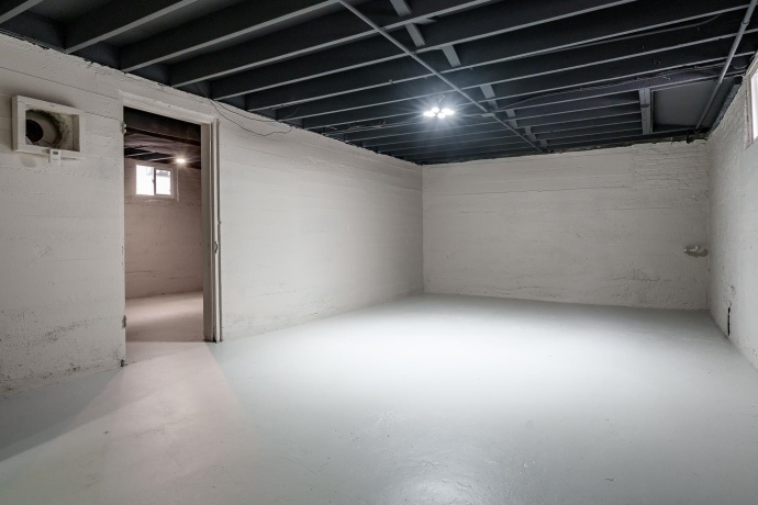 2114 CUMBERLAND, ROCKFORD, Illinois 61103, 3 Bedrooms Bedrooms, ,1 BathroomBathrooms,House,For Sale,CUMBERLAND,202600351